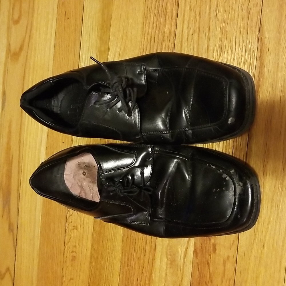 Mens dress shoes